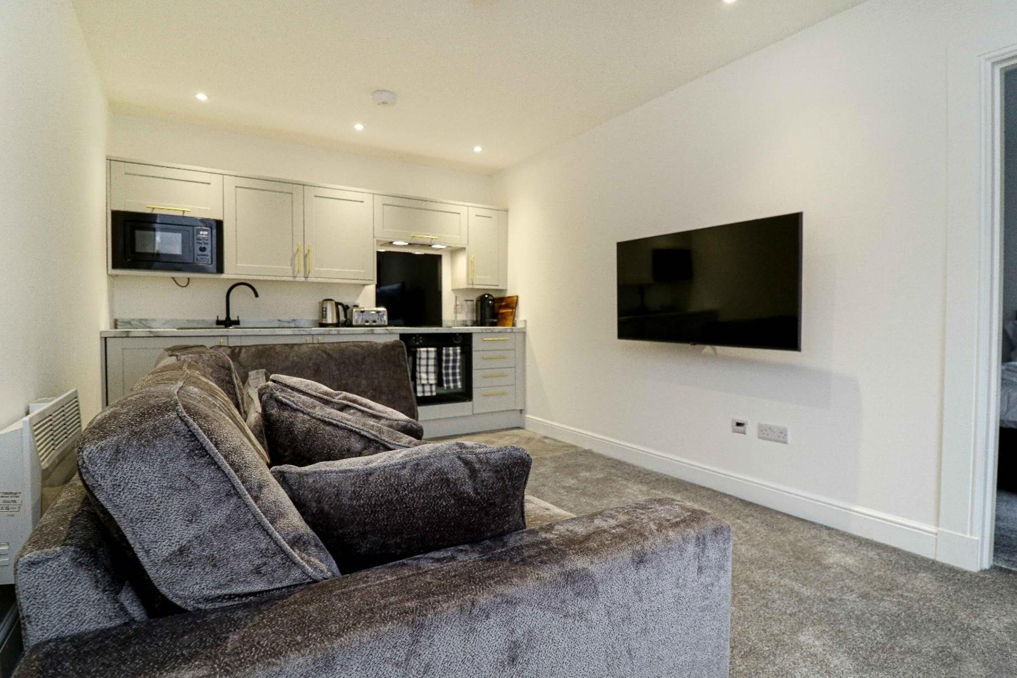 Beachwalk Apartments By Nova Suites Ayr Exteriör bild